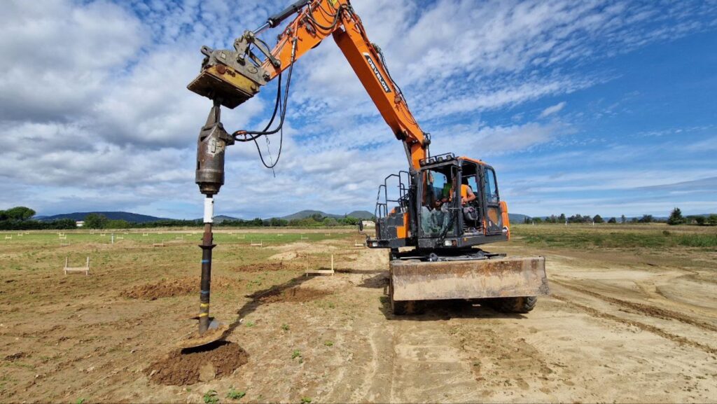 Greenhouse project with photovoltaic panels in France