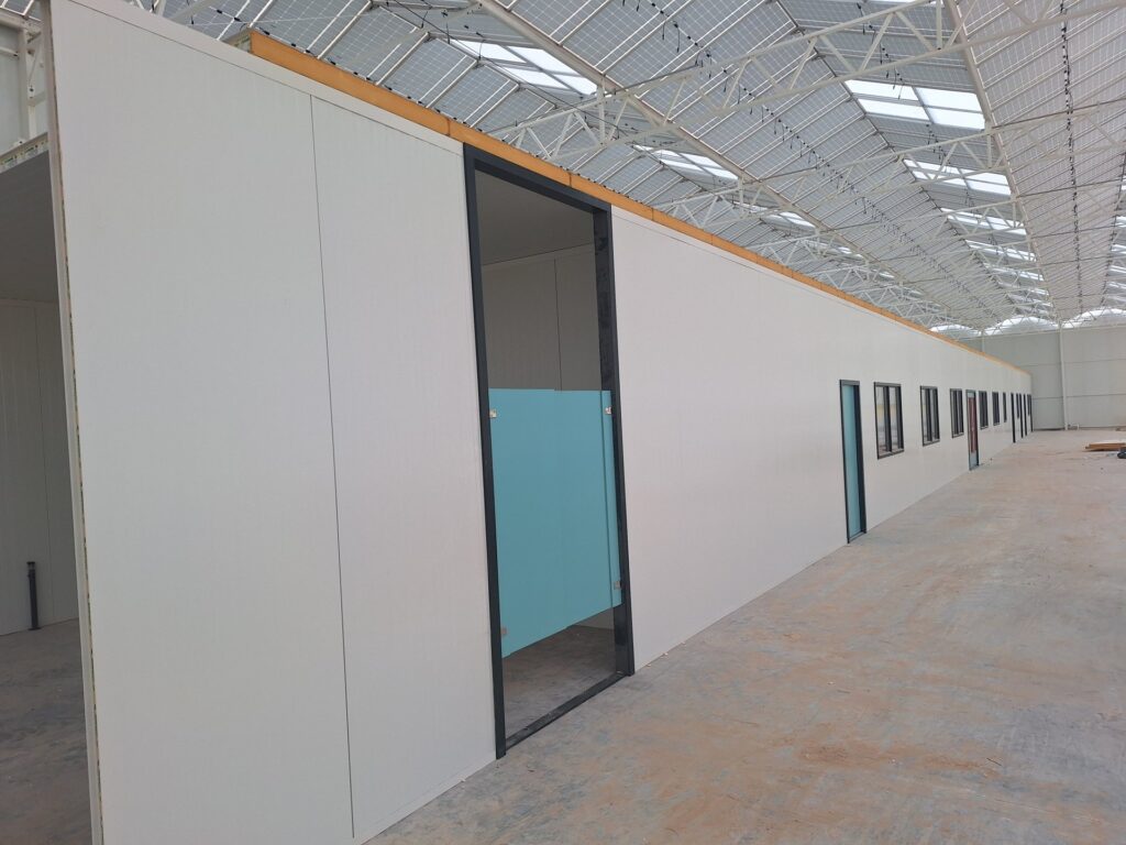 Building SWP buildings and canteens