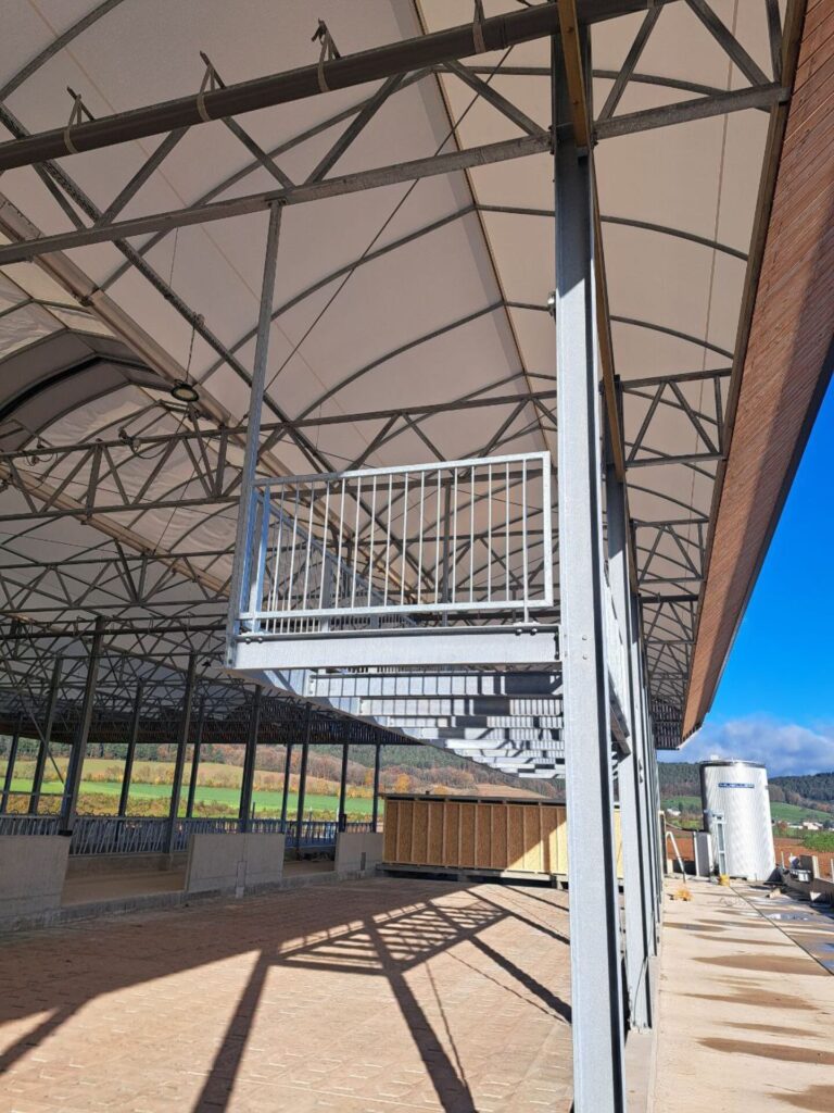 Building a steel structure barn in Germany